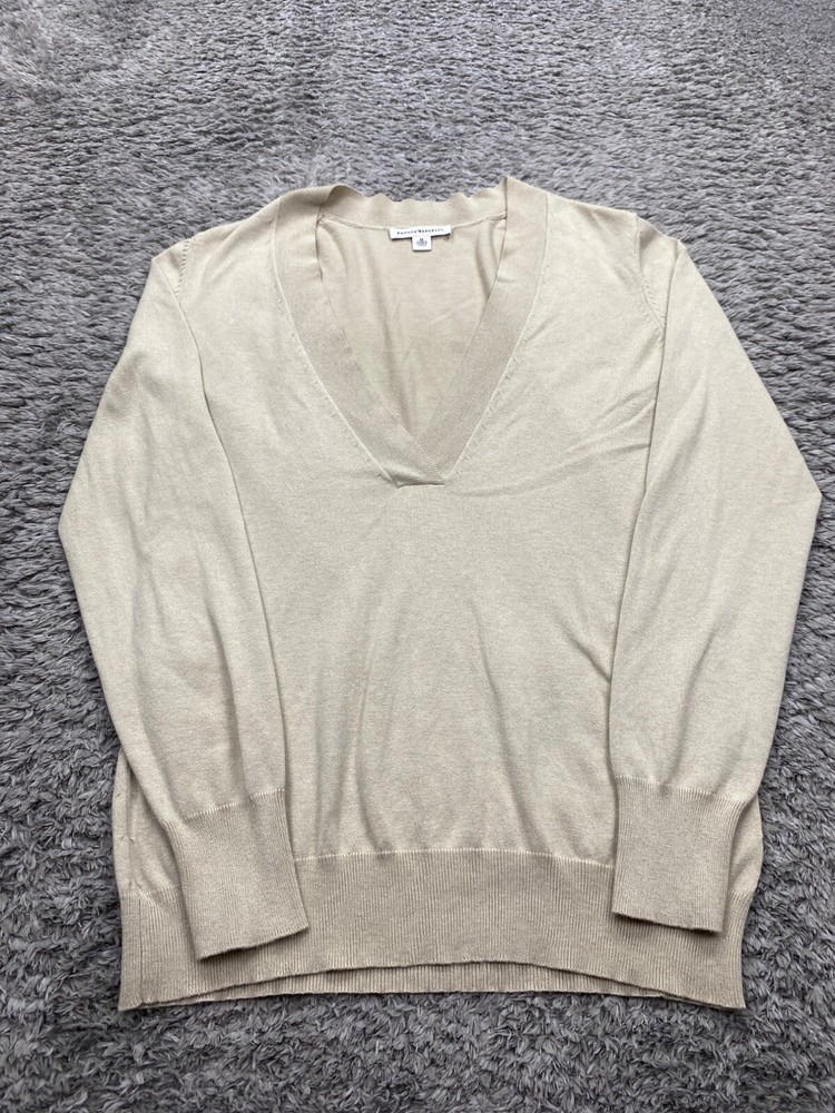 Banana Republic Women’s Medium Beige Cashmere Silk Wool V-Neck Sweater Pullover