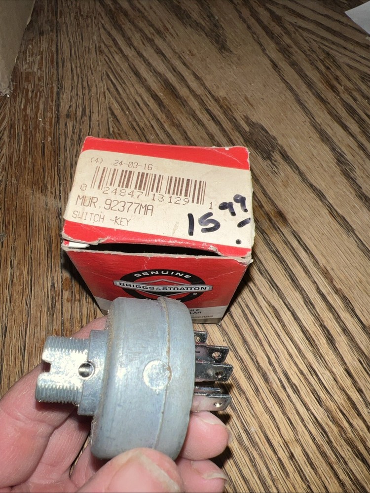 Briggs and Stratton 92377MA Key Switch Replacement Part