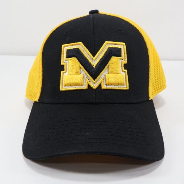 Michigan Wolverines Mens Hat S/M New Era Fitted Cap Embroidered