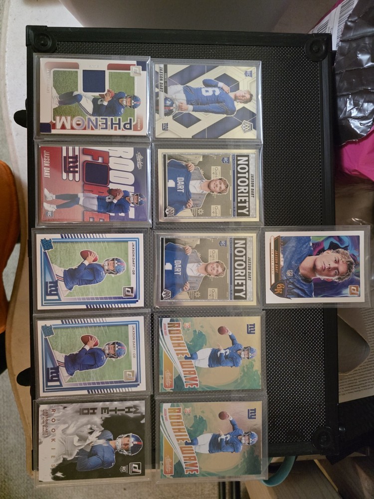 Jaxson Dart 2025 Rookie NFL Football Card Lot Giants