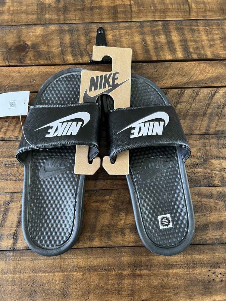 Nike Benassi Black White Athletic Sandals Mens Size 10 New
