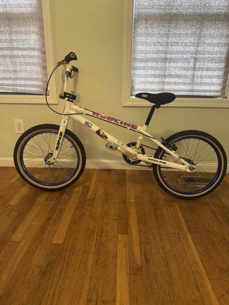 Redline Proline . Hollowpoint and Synz Stealth and Shimano brakes.  $850