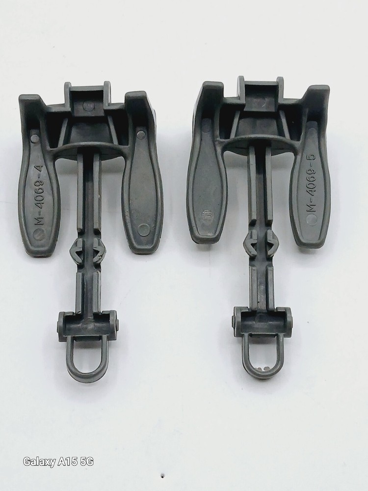 Vintage 1985 G.I. Joe USS Flagg Aircraft Carrier Anchors M-4069-4 and M-4069-5 Parts