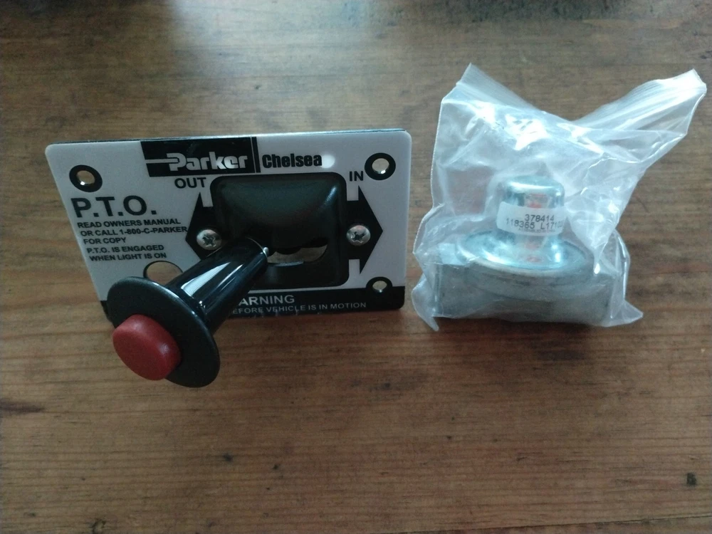 329648X PARKER CHELSEA P.T.O. SWITCH