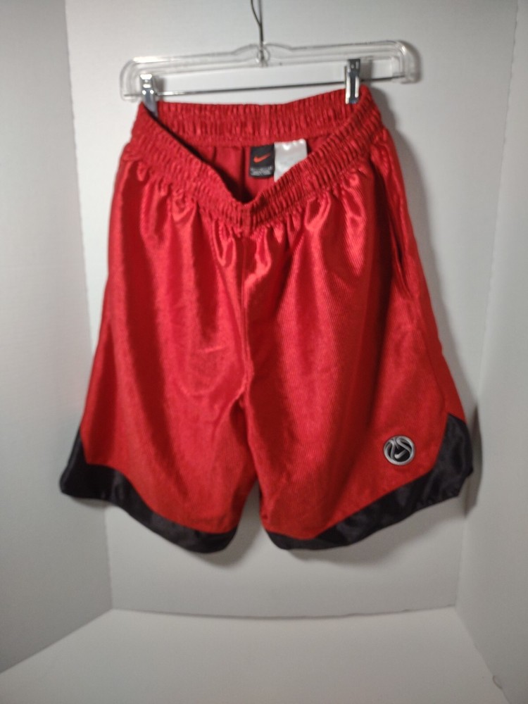 Nike Basketball Mesh Athletic Shorts Red Black Large 90s Embroidered Swoosh