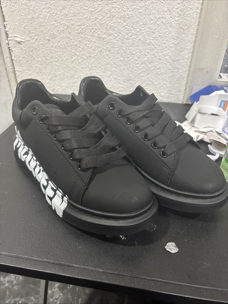 Alexander McQueen Oversized Sneaker Men's US Black And White