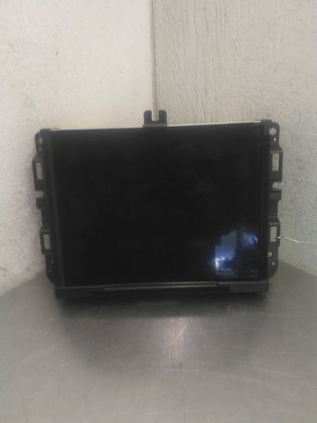 2019-2020 Jeep Cherokee Radio 8.4 Display Touch Screen Receiver Uconnect