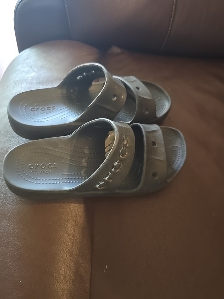 Crocs Classic Sandals Women Sz 8 Slides Unisex Adults Black Ionic Comfort 206761