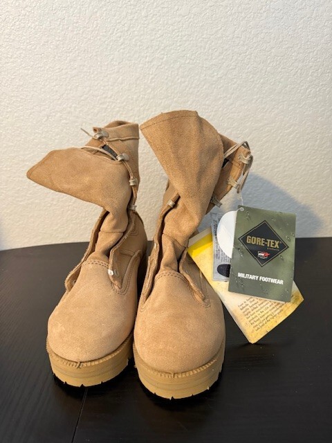 Women's Bellville Gortex Army Combat Boots Size 5.5 Wide Temperate Weather