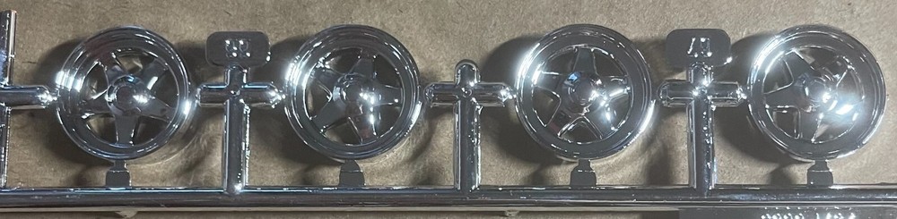 monogram vintage 55 ford pickup  scale 1:24 ( outer wheels )  no box