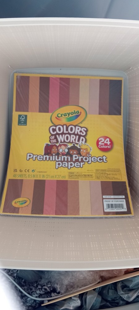 Crayola Construction Paper in Colors of The World, 8.5”x 11” 24 Colors 48 Pages