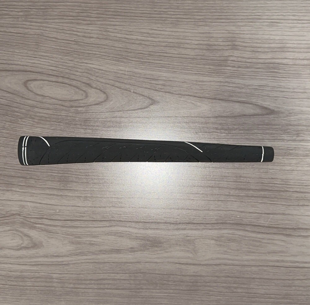 (1 Pc) Black Golf Putter Grips Tapered Standard