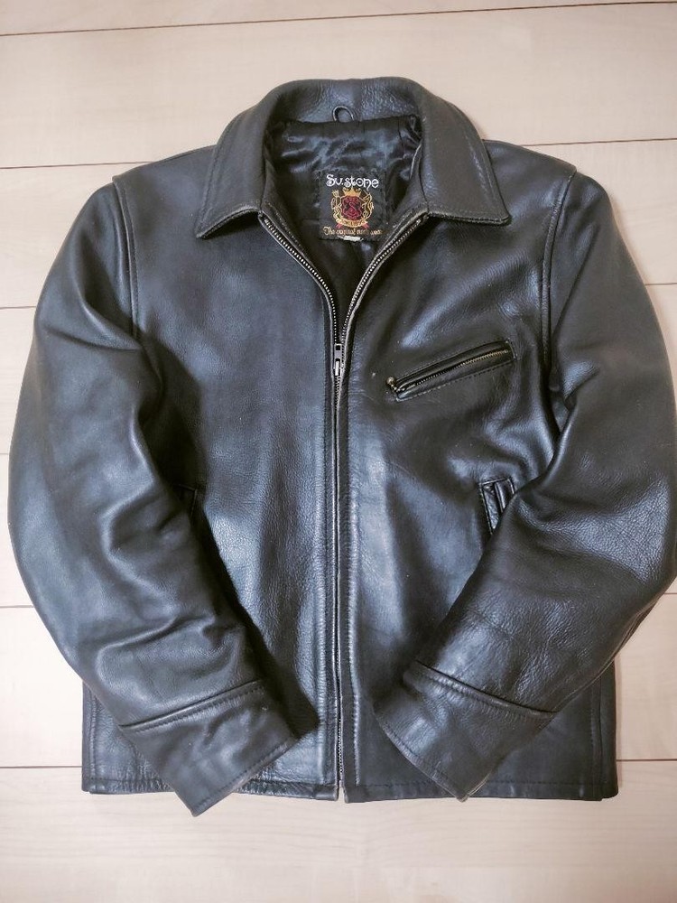 90s Black Leather Biker Jacket for Solo Riders