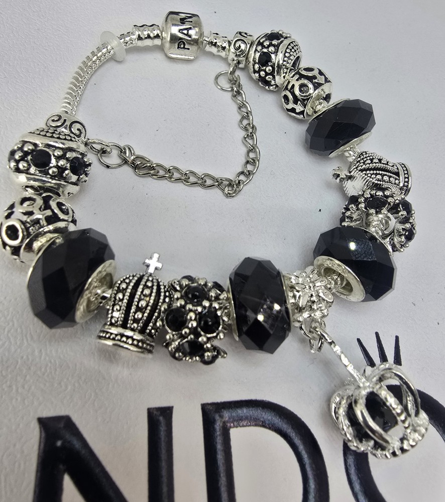 Pandora Charm Bracelet with Charms Included 7.5 Inches