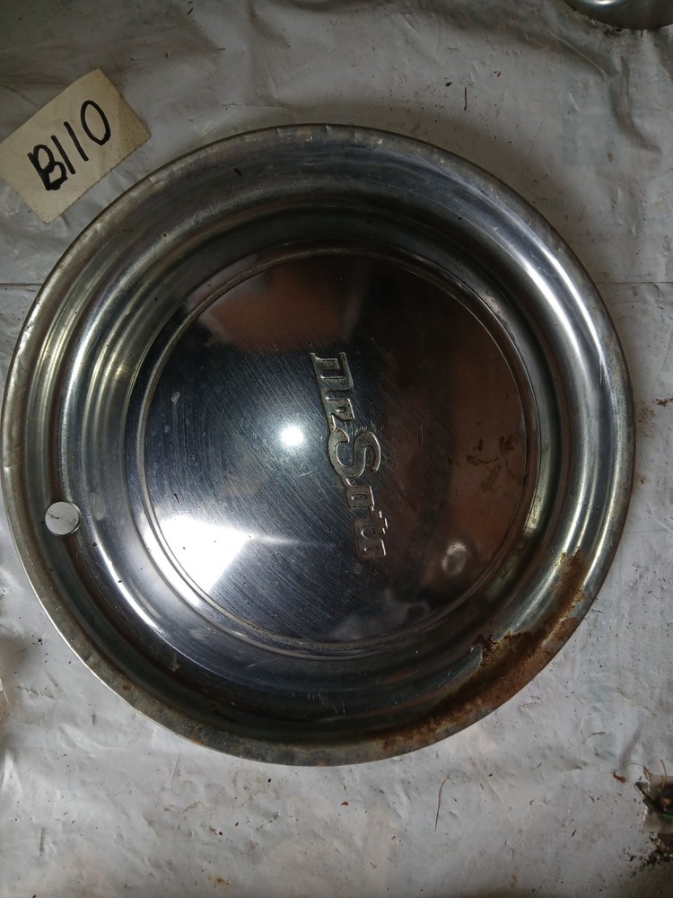 1949-1950 DeSoto Custom Deluxe 15 Inch Wheel Cover Hubcap