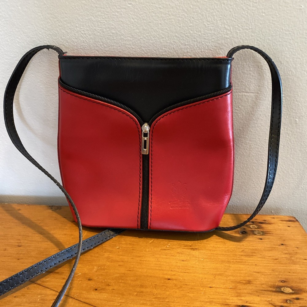 VERA PELLE Italy Red Black Italian Leather Crossbody Bucket Purse Bag V Zip