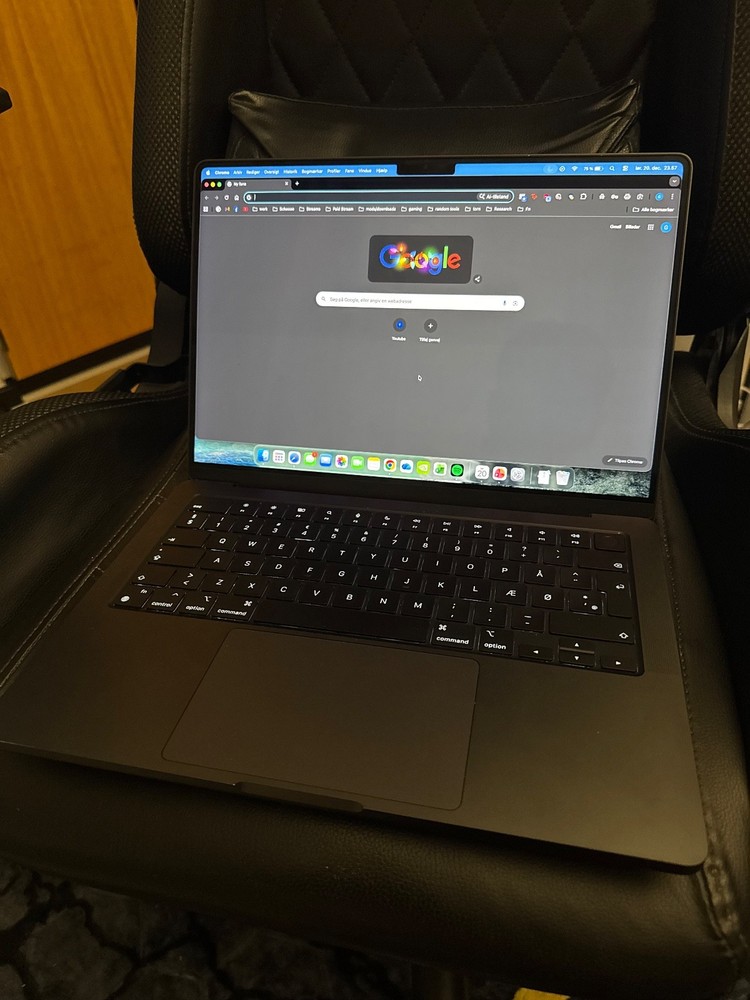 Apple MacBook Pro 14 in 2023 Silver/Apple M3 Pro 4.05 GHz, 512 GB 18 GB 14-Core