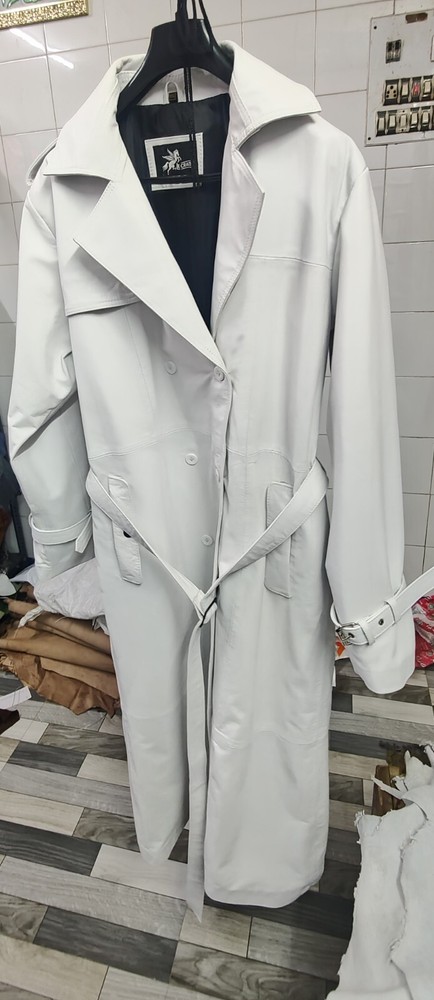 Men Lambskin Classy Travel White Leather Trench Coat With Belt & Button EI74