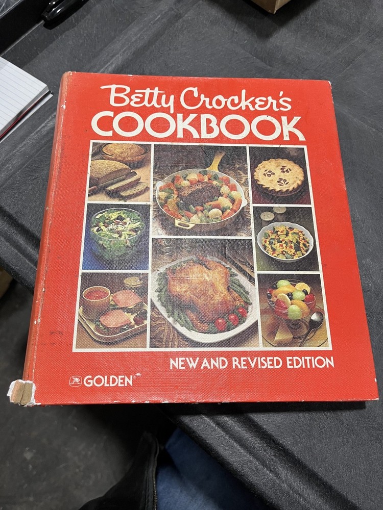 Betty Crocker's Cookbook by Betty Crocker Editors (1978, Ringbound)