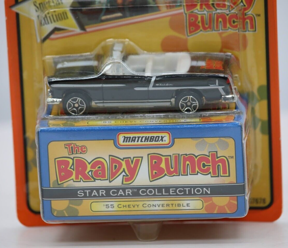 MATCHBOX TV STAR CARS ~THE BRADY BUNCH '55 CHEVY CONVERTIBLE NIB Sealed 1:64