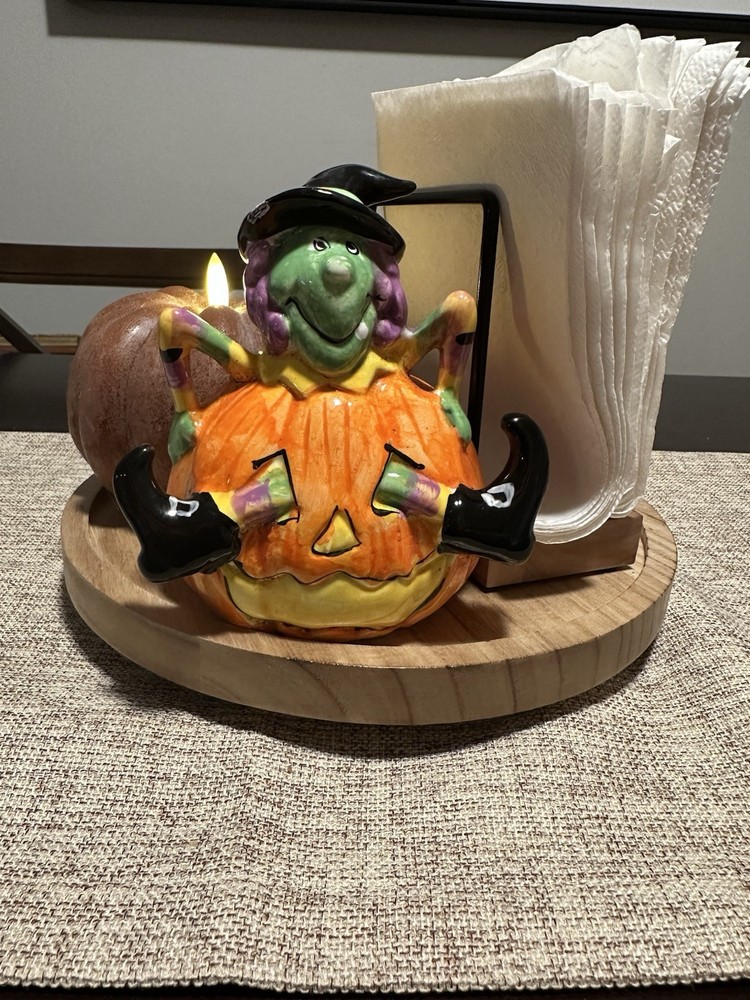 Vintage Green Witch Pumpkin Figurine: 1990s Halloween Decor (5.5