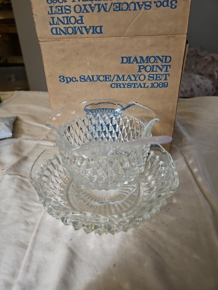 Vintage 3 Pc. Mayo/ Sauce Set Indiana Glass Diamond Pointe  Original Box