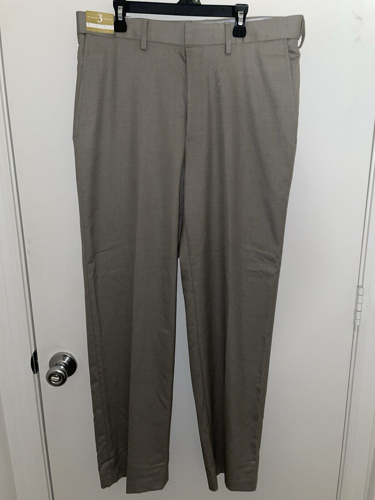 Haggar Classic Fit Mens Dress Pants 32x30 Super Flex Waistband Premium Comfort
