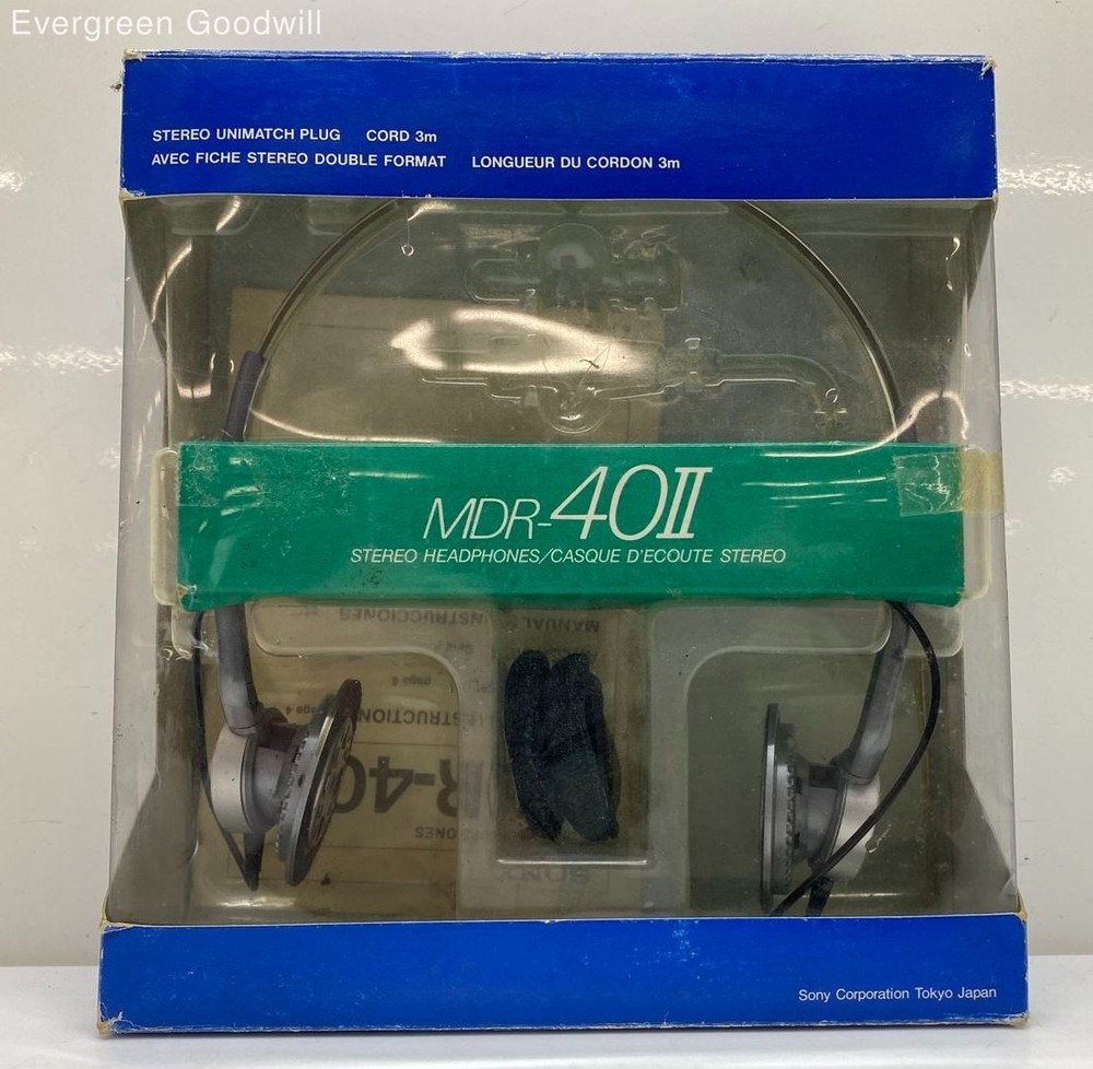 Vintage Sony MDR40II Stereo Headphones New in Box