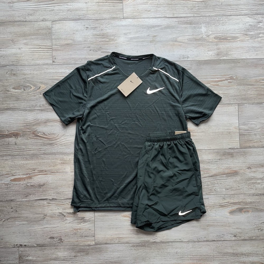 Nike Miler Set Vintage Green Medium Fits Small