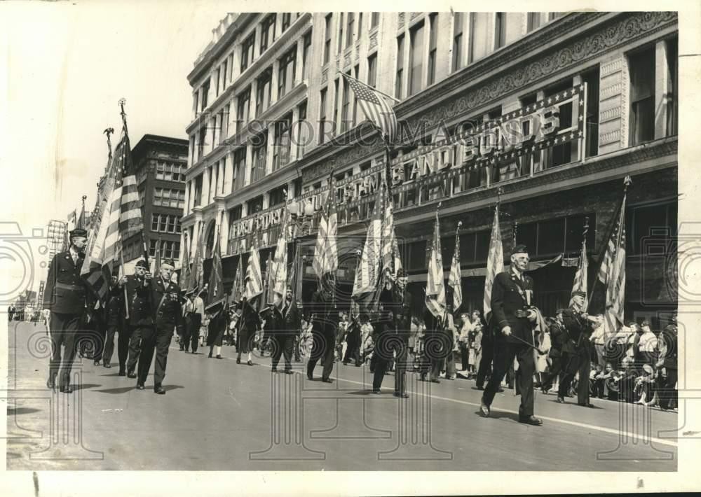 1942 Press Photo Members of the American Legion march during Memorial Day Parade-image