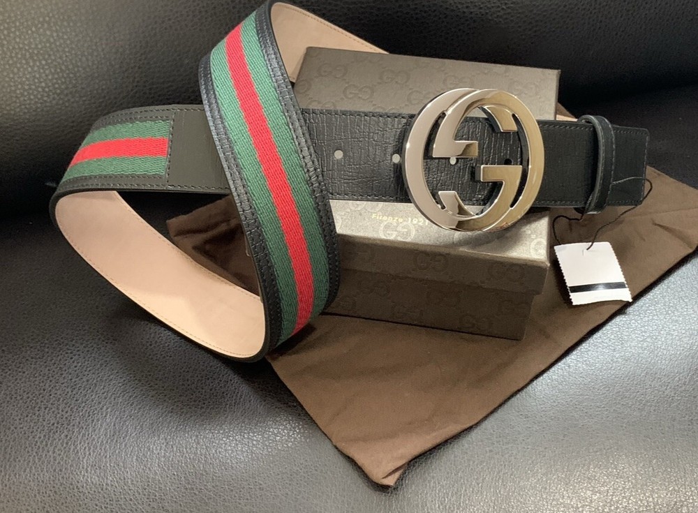 Classic Gucci  Men’s Belt With Black Leather Size 95/38 Fits 32-33 Pants/Jeans