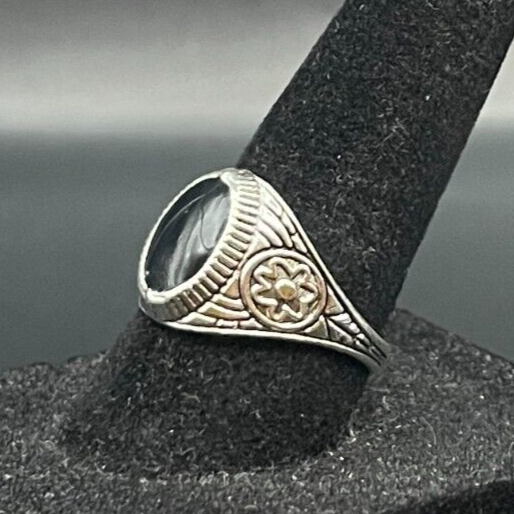 Silver Tone Rhinestone Flower Ring - Size 7.5