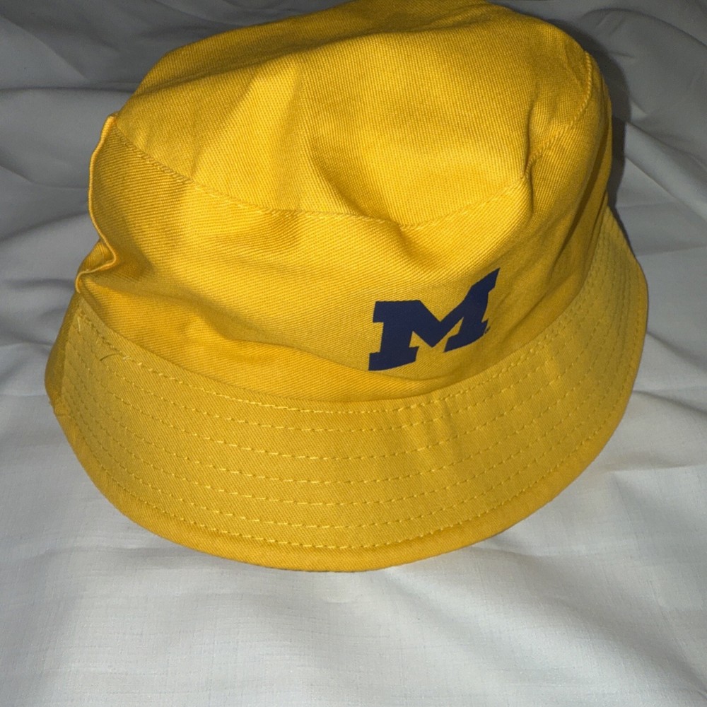 Michigan Wolverine Bucket Hat