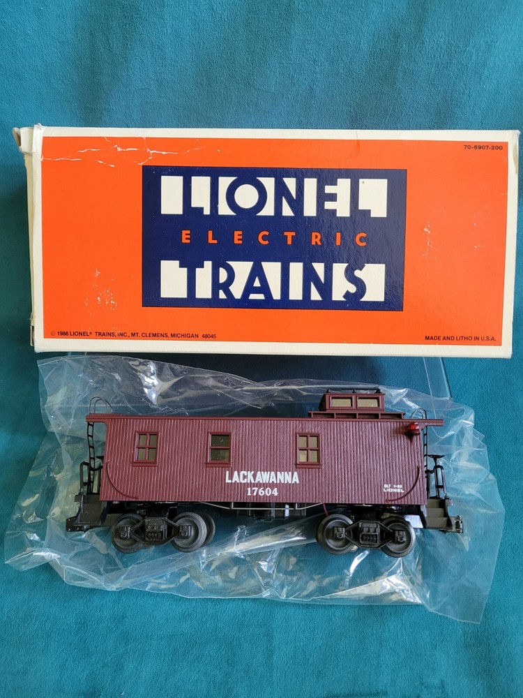 Lionel 6-17604 Delaware Lackawanna & Western Caboose Electric O Gauge Train
