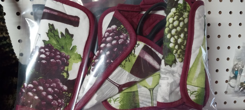 Heat-Resistant Kitchen Potholder Set for Safe Cooking