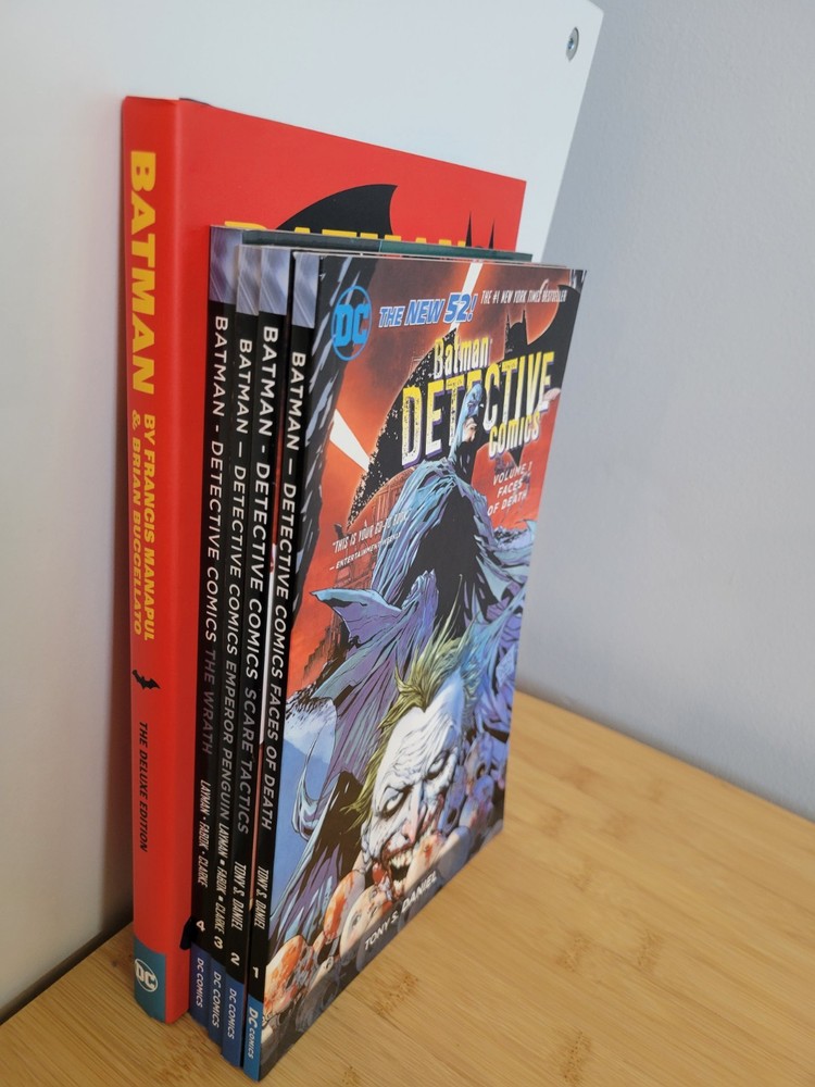 Batman: New 52 Detective Comics DC Comics Graphic Novel Lot