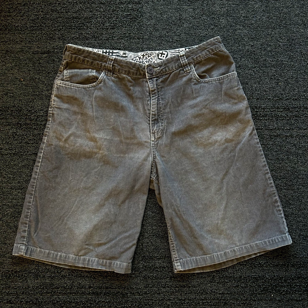 Y2K Quicksilver Corduroy Shorts Men’s 36 Baggy Surf Skater Gray 11