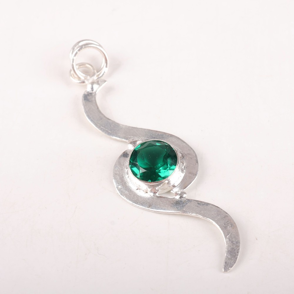 925 Sterling Silver Handmade Emerald Bezel Pendant Jewelry