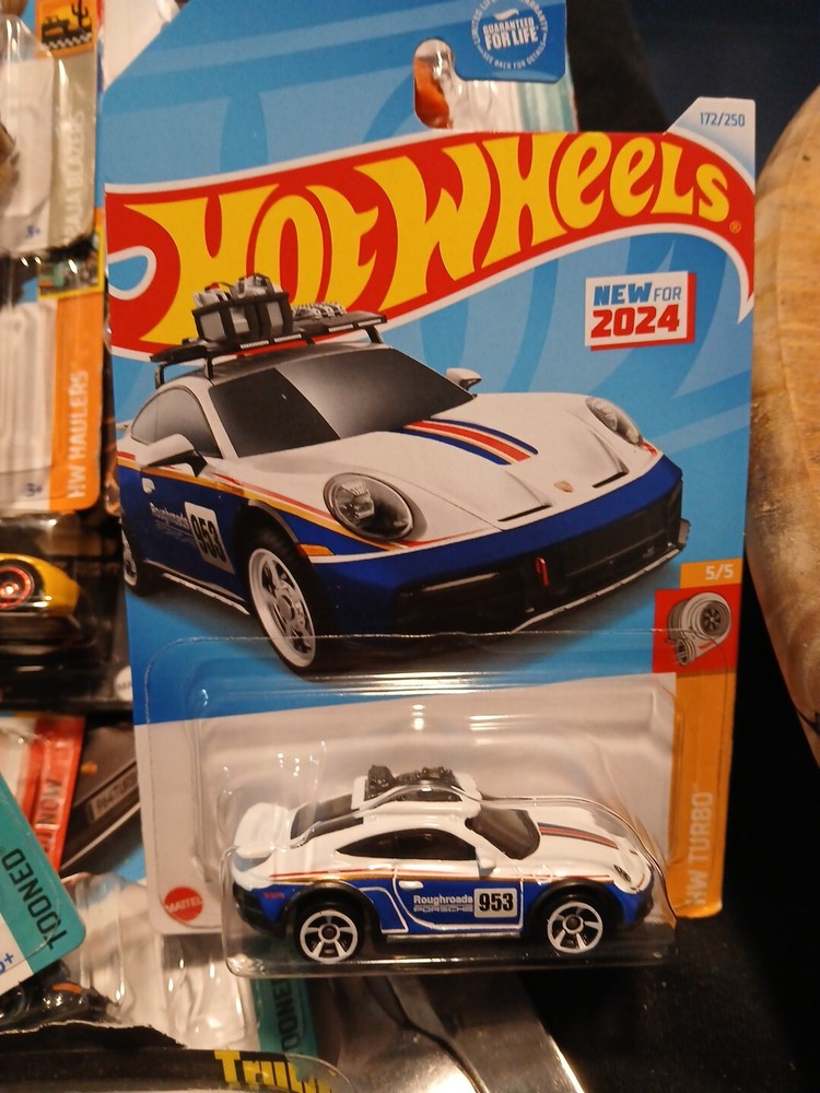 2024 Hot Wheels Blue & White Porsche 911 Rallye 172/250 HW Turbo 5/5