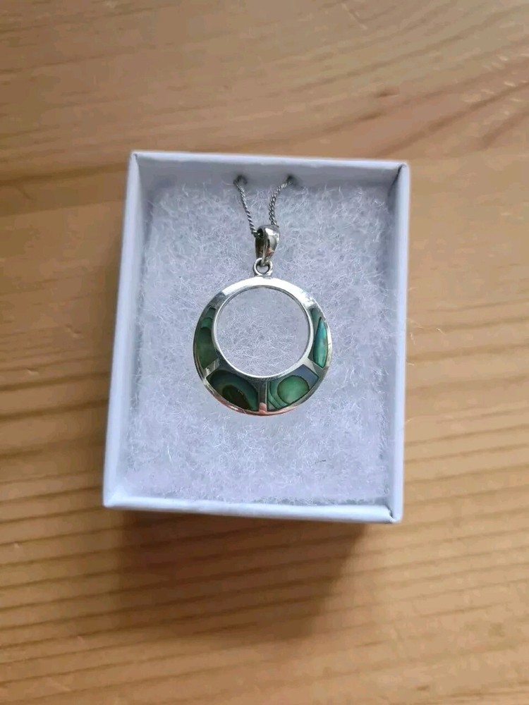 Women's 925 Sterling Silver Mother of Pearl Abalone Round Pendant Necklace