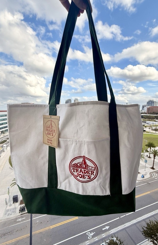 Trader Joe's Large Classic Tote Bag Green/White LIMITED NEW RELEASE New with Tag
