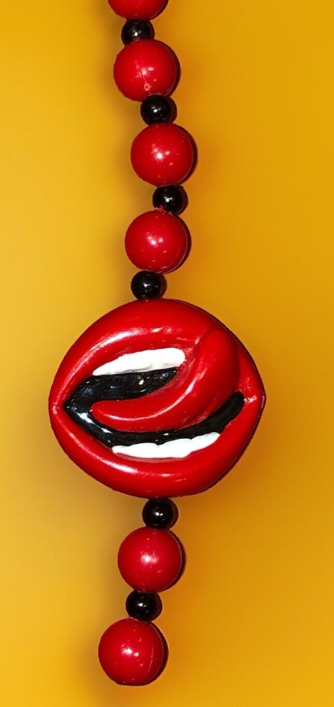 Mardi Gras Bead Lips Necklace New Orleans Parade