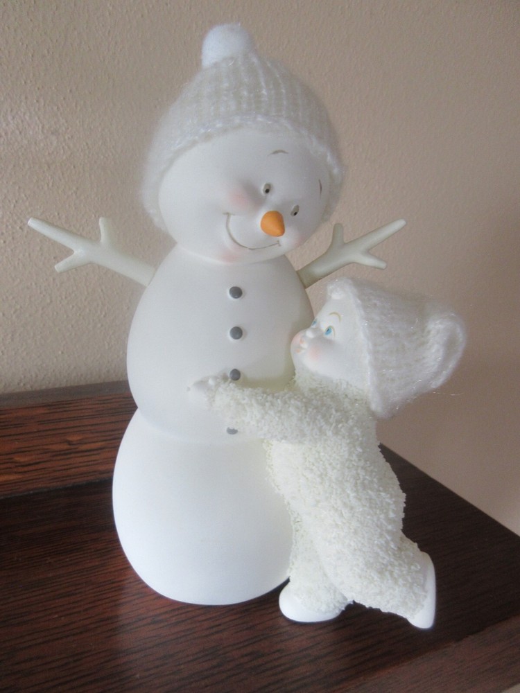 Department 56 Snowbabies Big Love Figurine - Adorable Collectible Ceramic Piece