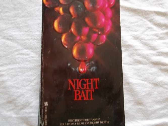 Night Bait - Paperback, by Phillip Straker - Acceptable