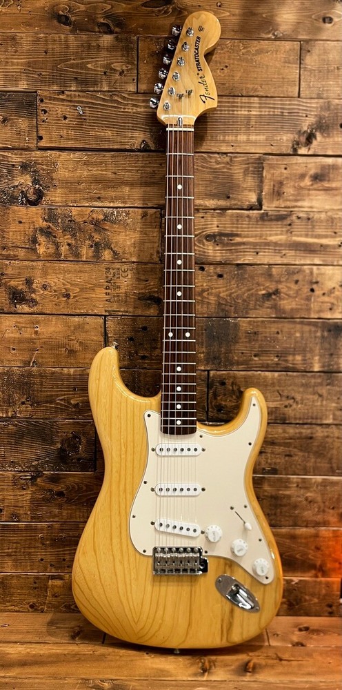 Fender Used in 2010 Lightweight individual Made in Mexico Classic Series