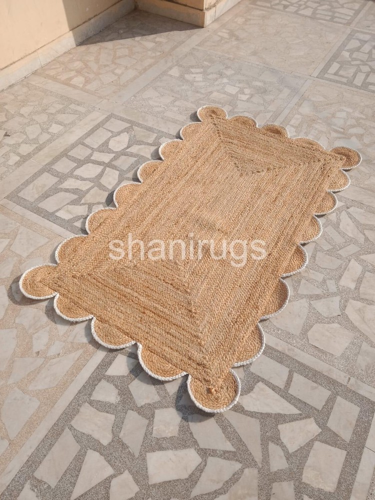 Scalloped Natural Jute Rug Braided Jute mat | Kitchen Rug Bath mat  Scallop Edge