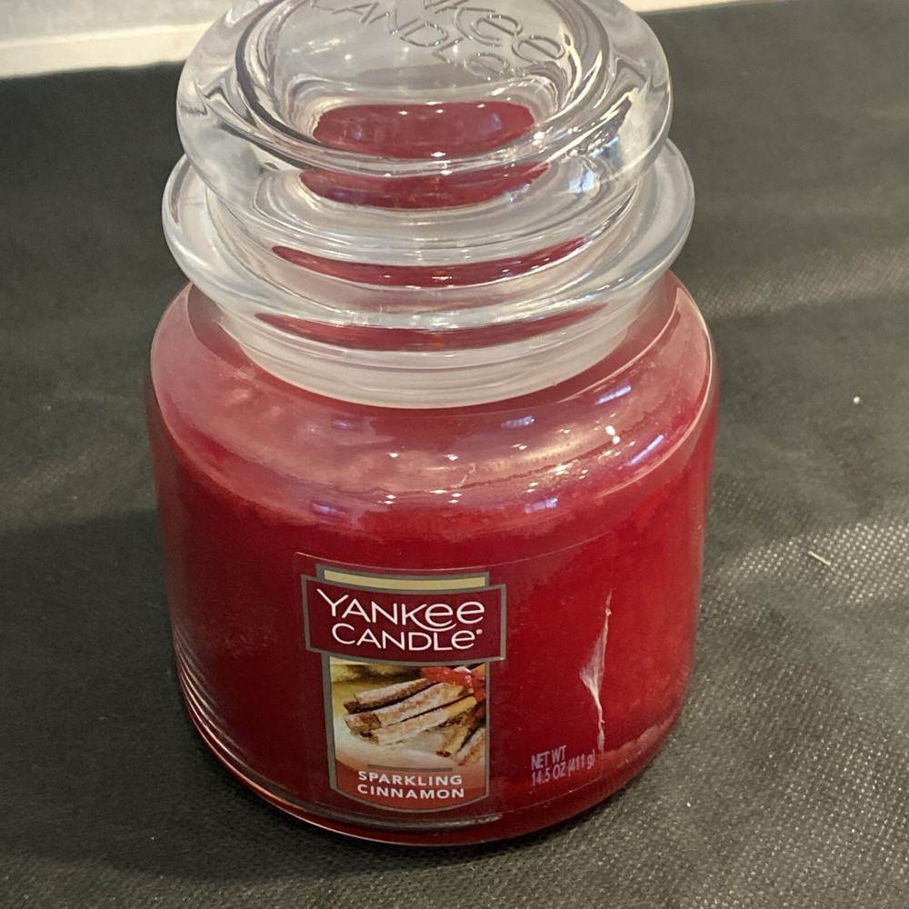 Yankee Candle 14.5 Oz Sparkling Cinnamon Jar Candle Fresh Scent