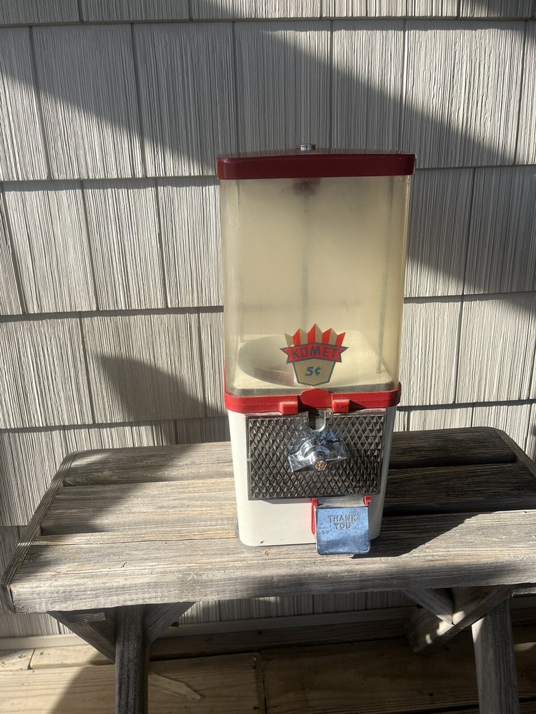 KOMET GUMBALL, CANDY BULK VENDING MACHINE