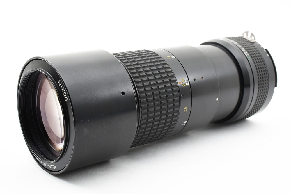 Near Mint Nikon Ai Nikkor 200mm f/4 F Mount Telephoto Manual Focus Lens from Japan