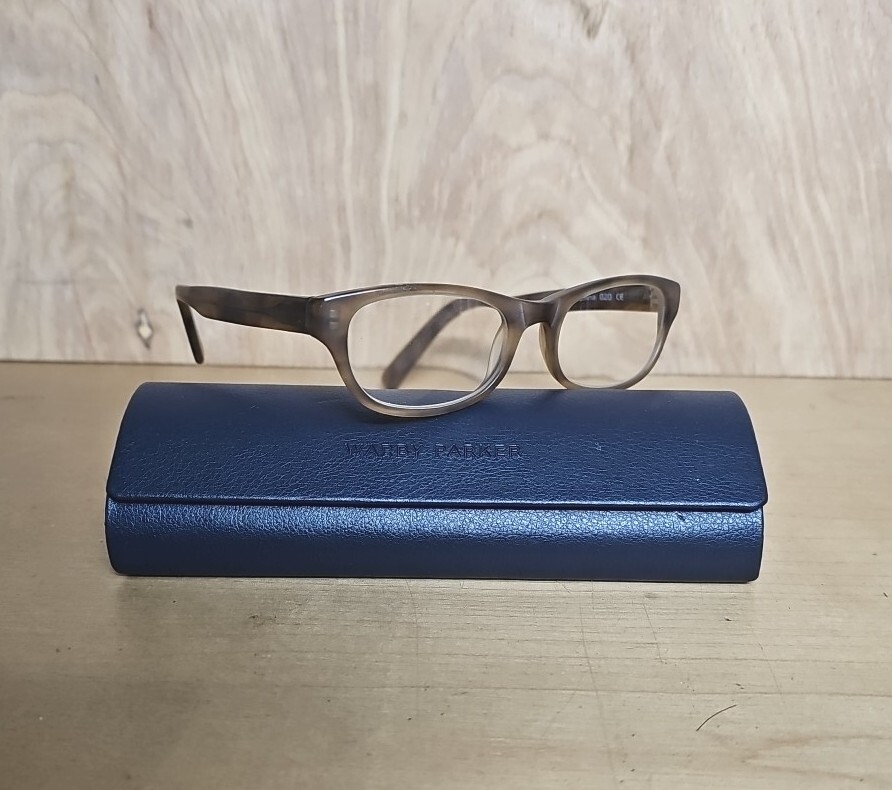Warby Parker Finn 210 Eyeglasses Frames Beige Sandalwood W/Case 48-18-140 Used